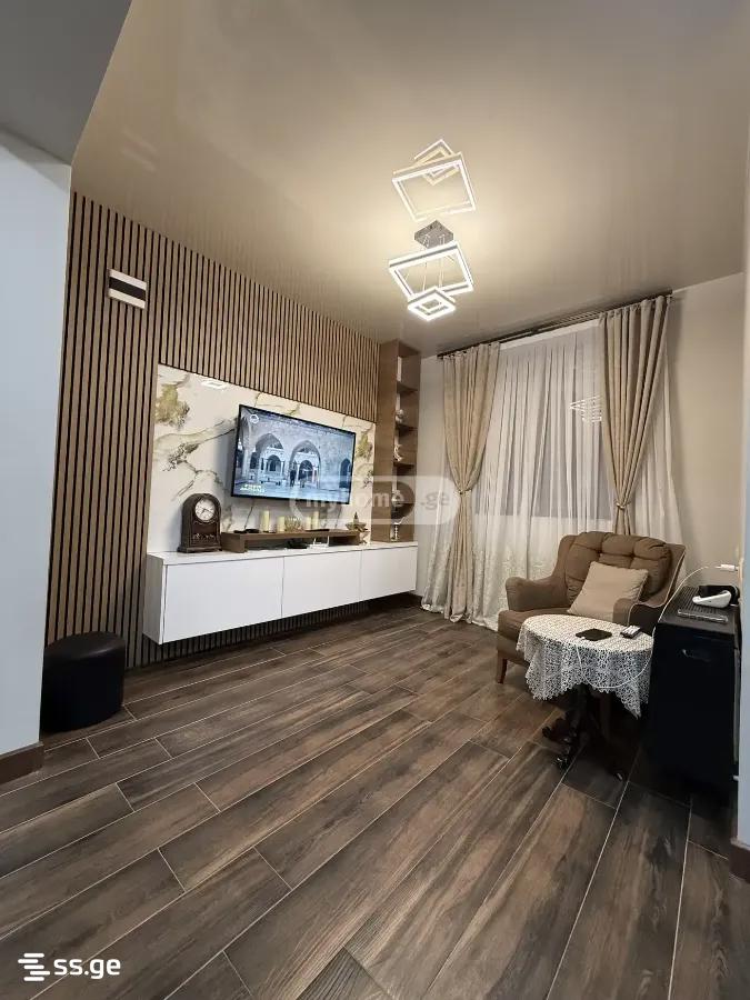 5 Room Hotel For Sale view 2