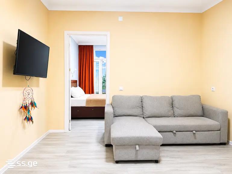 Продажа 2-комната Квартира view 1