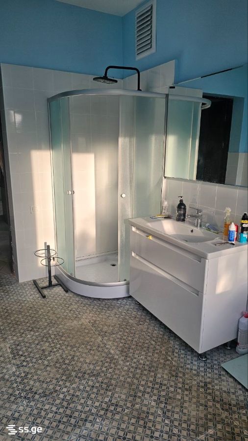 4 Room Private House For Sale view 3