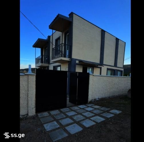 4 Room Private House For Sale view 1