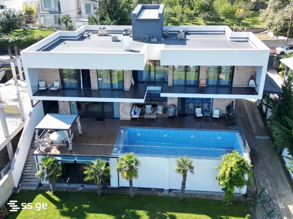 10 Room Private House For Rent. Shindisi view 3
