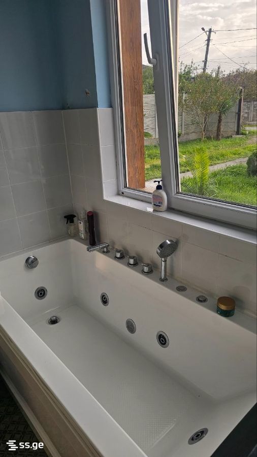 4 Room Private House For Sale view 2