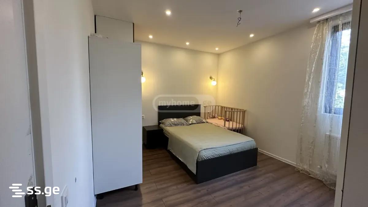 6 Room Private House For Sale view 11