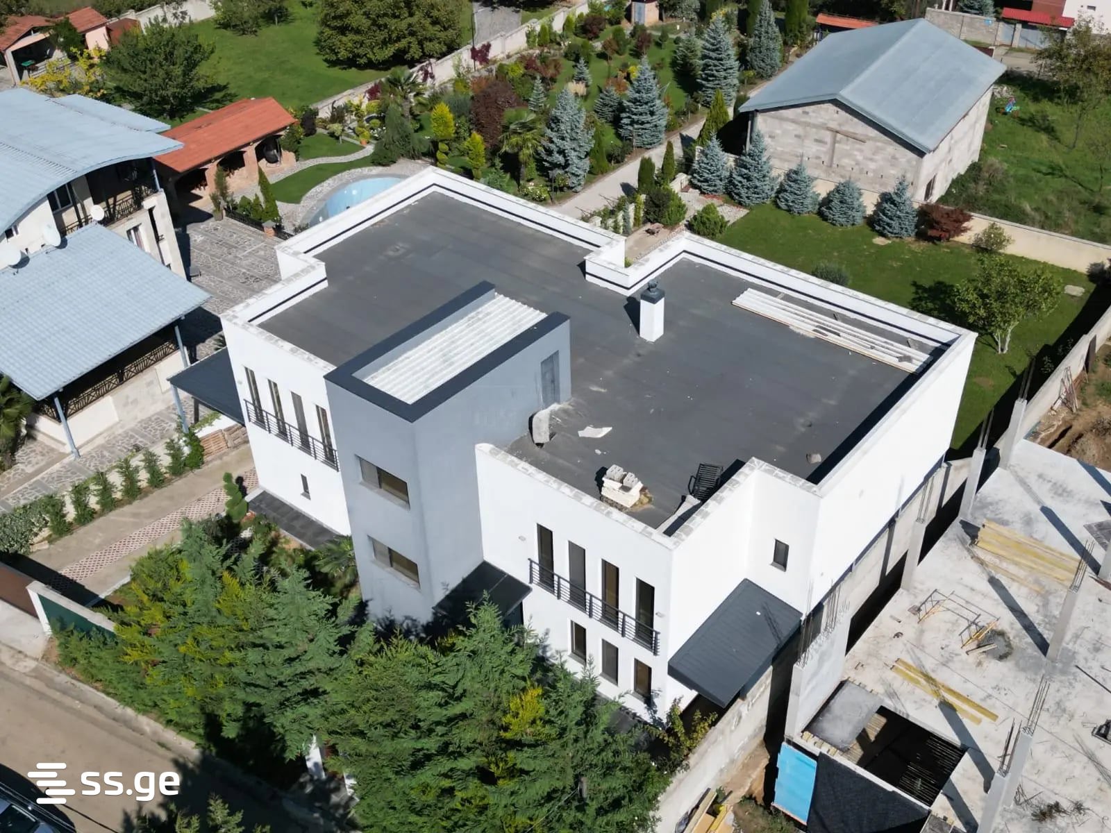 9 Room Private House For Rent. Shindisi view 1