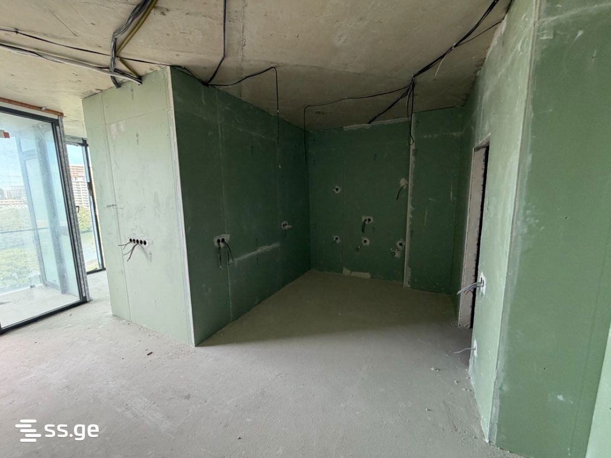 2 Room Flat For Sale view 3
