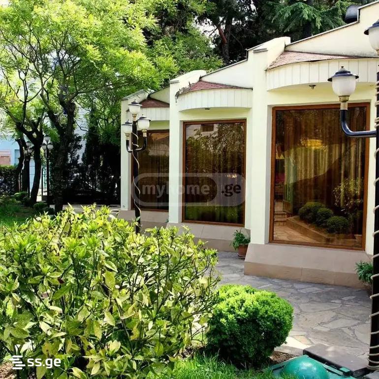Commercial Space For Sale. Avlabari view 1