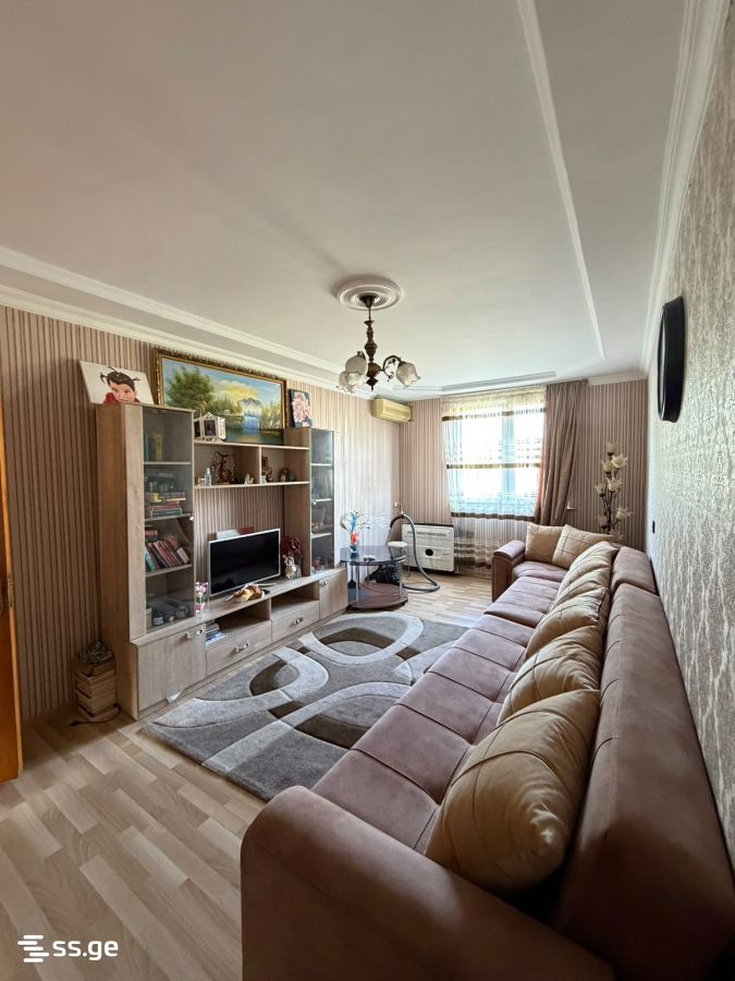 2 Room Flat For Sale view 1
