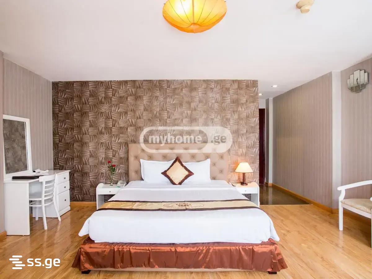 18 Room Hotel For Rent. Isani view 1
