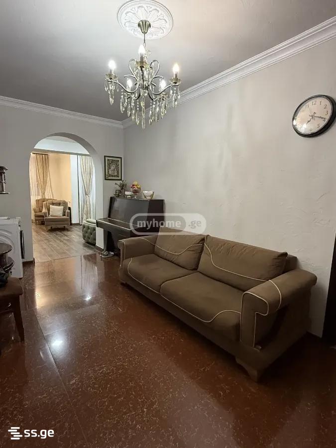 5 Room Hotel For Sale view 4
