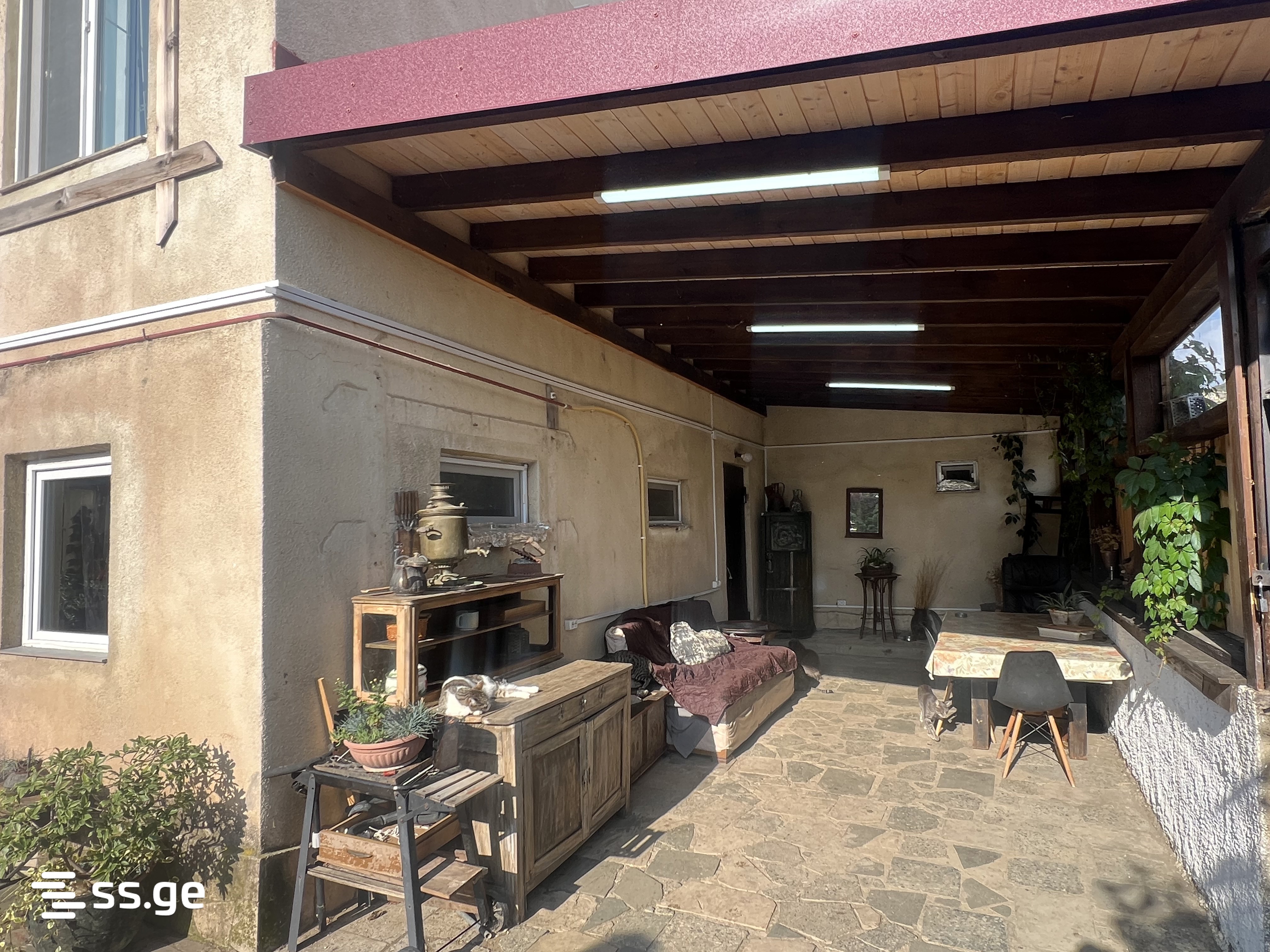 6 Room Private House For Sale view 3