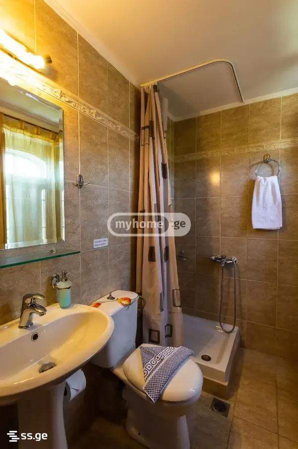 8 Room Hotel For Rent. Didube view 4