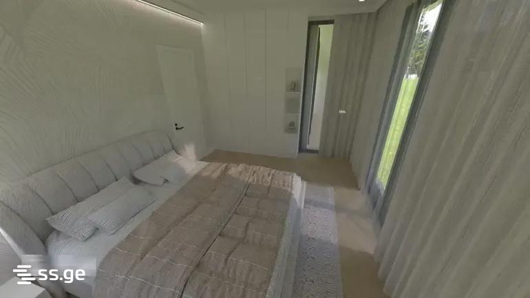 7 Room Private House For Sale view 2