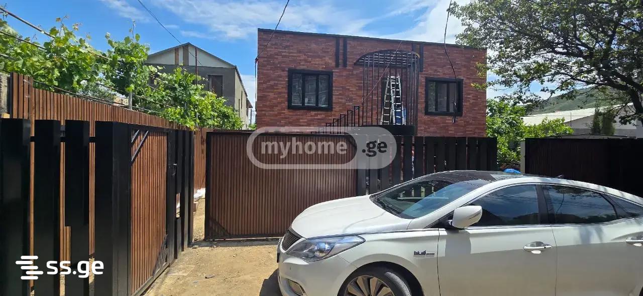 10 Room Hotel For Sale view 1