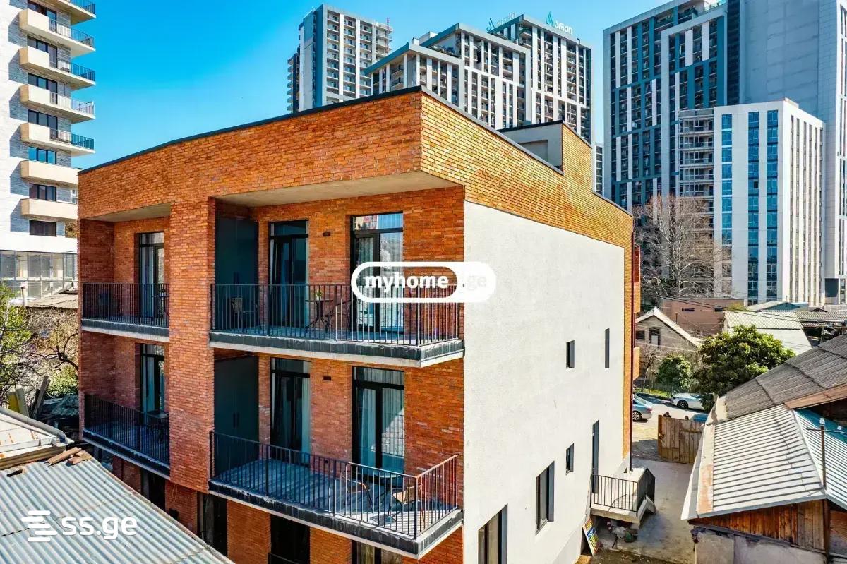 10 Room Hotel For Sale view 2