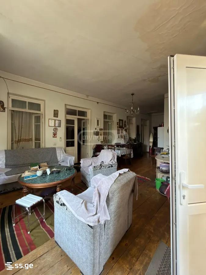 3 Room Private House For Sale view 3
