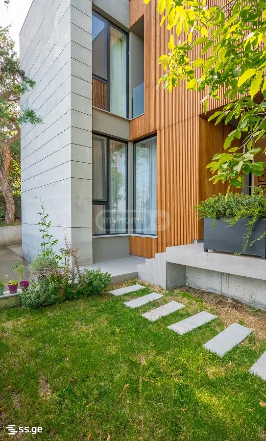 5 Room Private House For Rent. Okrokana view 1
