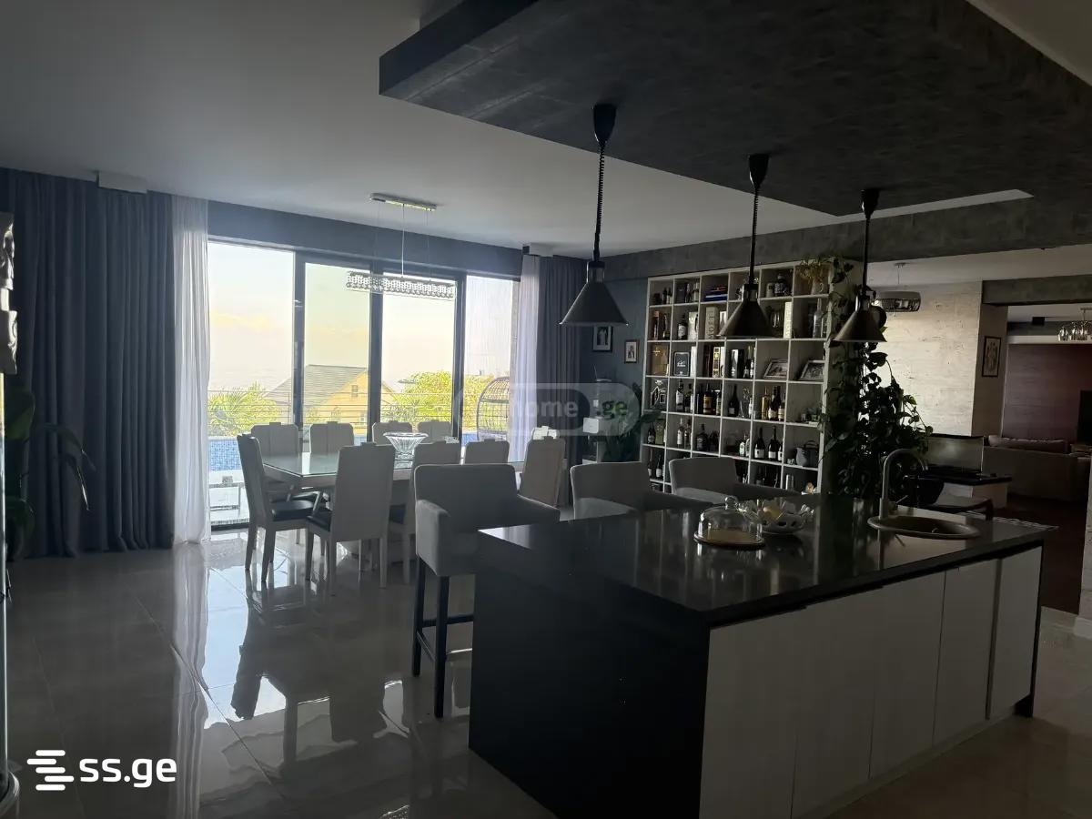 10 Room Private House For Rent. Shindisi view 5