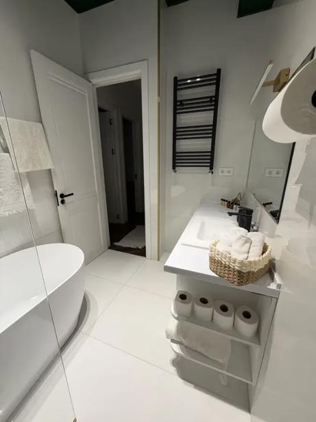 https://static.ss.ge/20261016/8_3553b7e4-abd6-431f-9e27-aedb571a1bb9_Thumb.jpg
