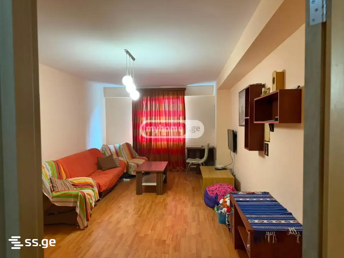 Продажа 2-комната Квартира view 1