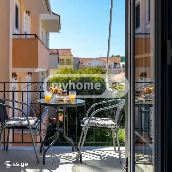 8 Room Hotel For Rent. Didube view 2