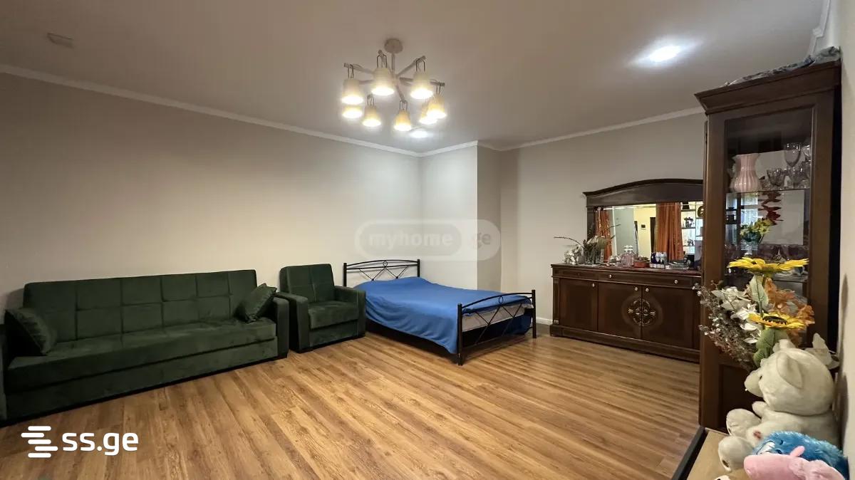 6 Room Private House For Sale view 10