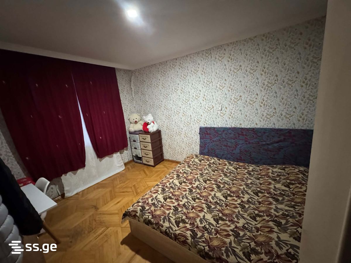 3 Room Flat For Sale view 8