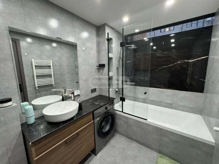 https://static.ss.ge/20261016/9_fecbe542-b015-4a94-a805-03733384fe36_Thumb.jpg