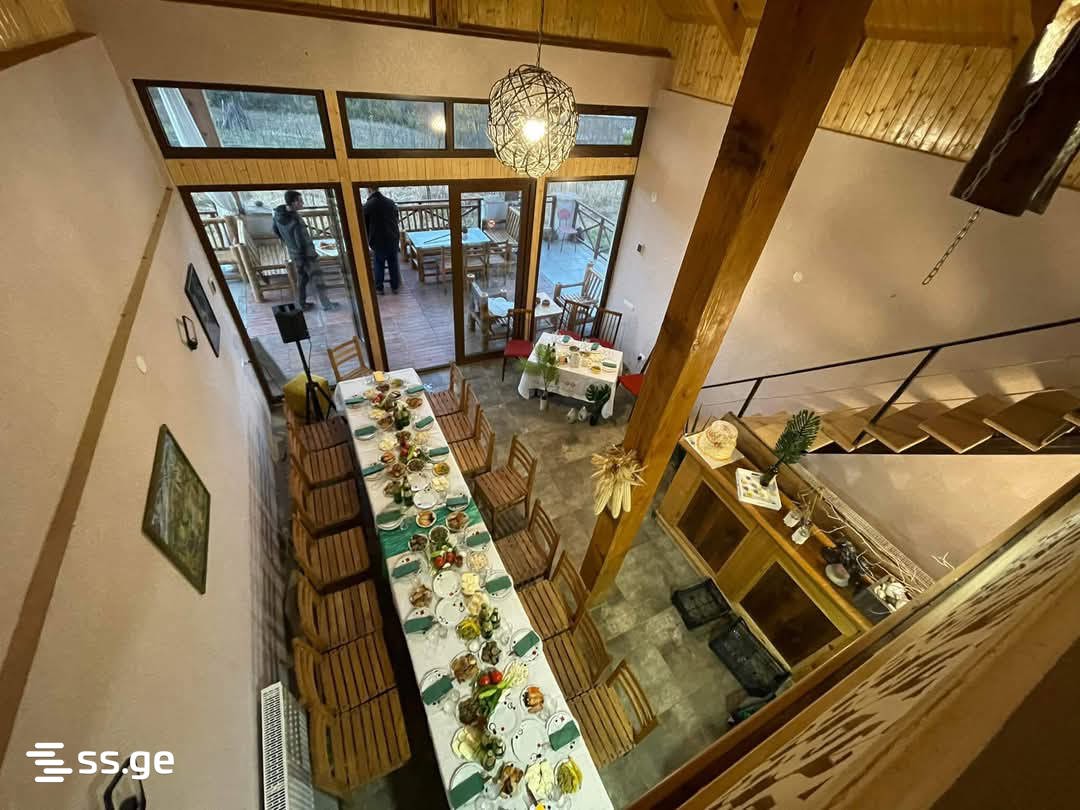 7 Room Hotel For Sale view 3