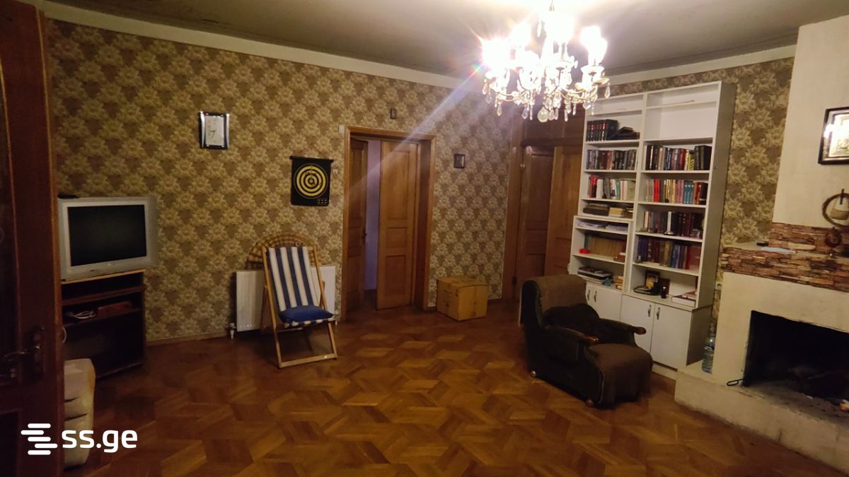 6 Room Private House For Sale view 4