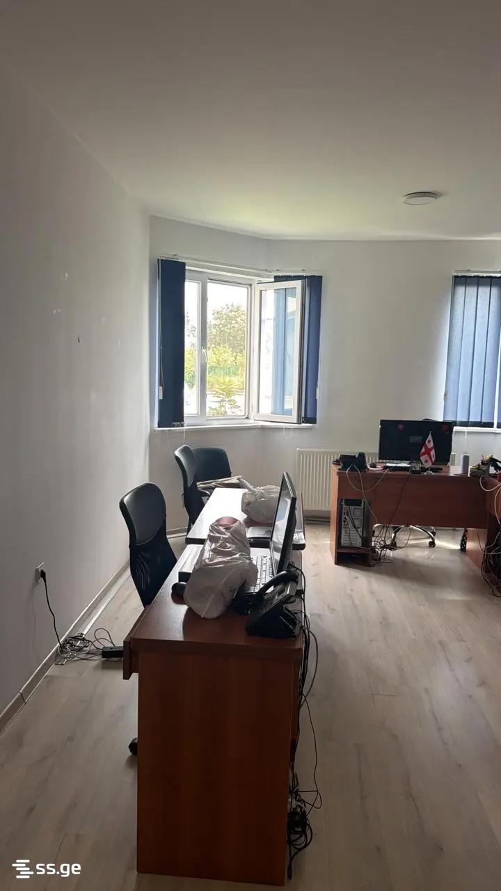 Office For Sale. Isani view 9