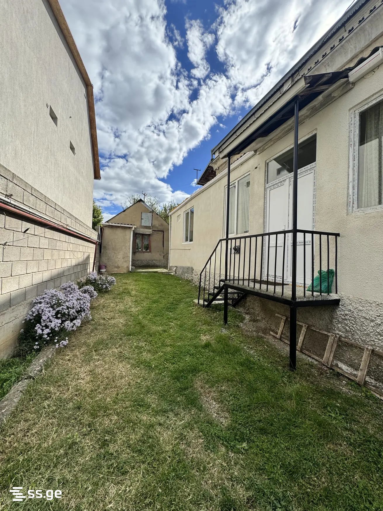 1 Room Private House For Rent. Gldani view 5
