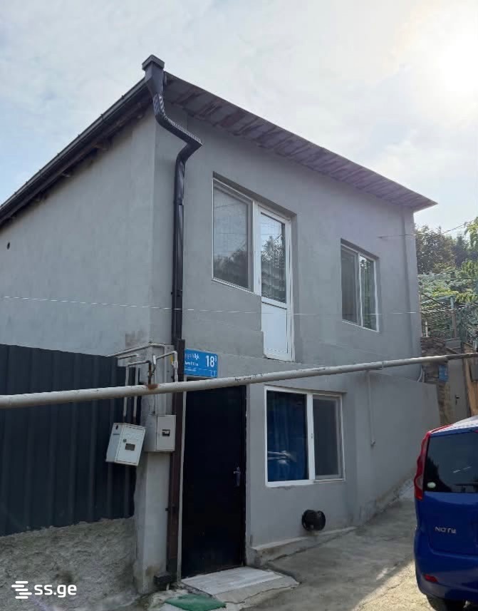 5 Room Private House For Sale view 1