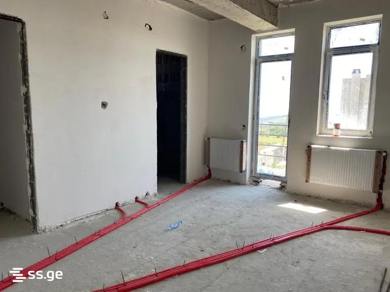10 Room Private House For Sale view 2