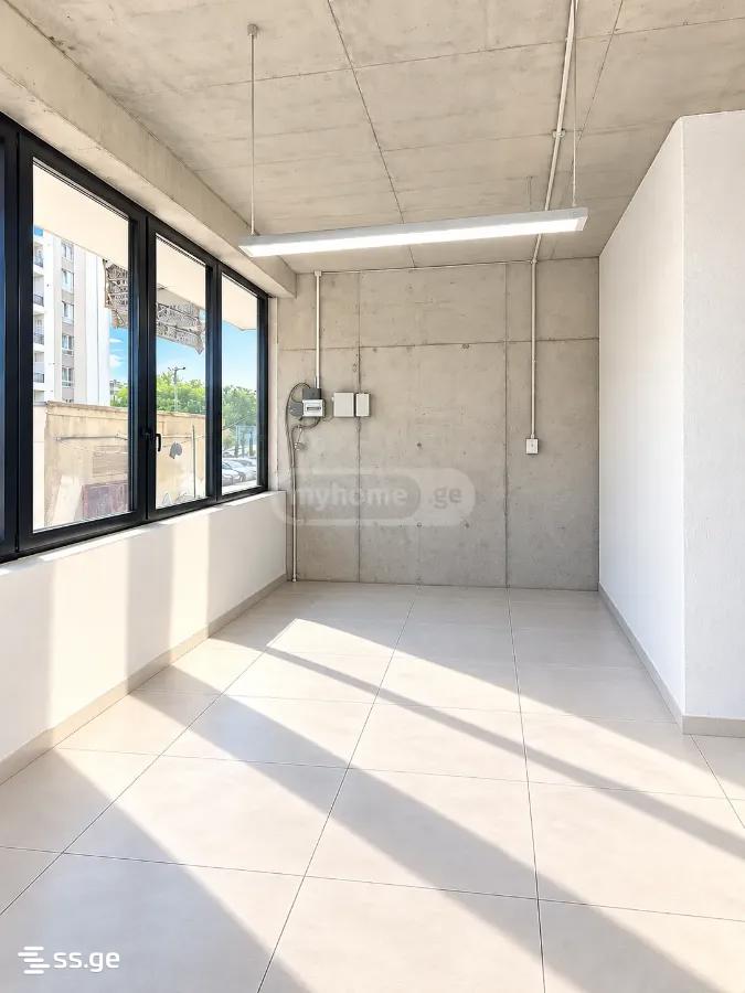 Commercial Real Estate For Rent. Varketili view 3