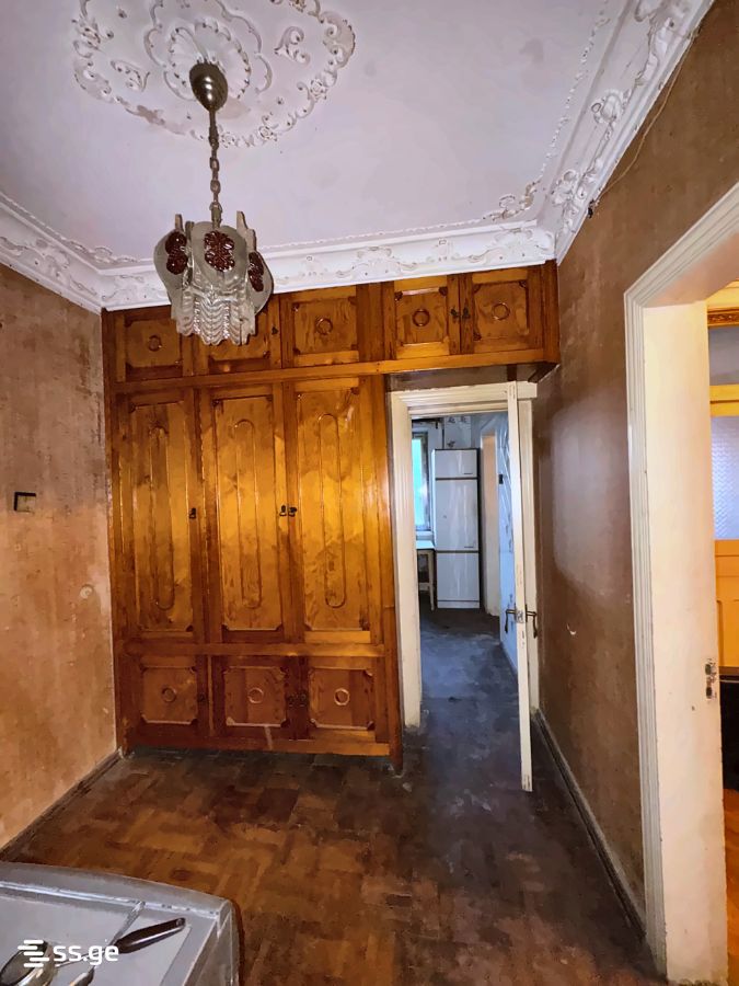 3 Room Flat For Sale view 8