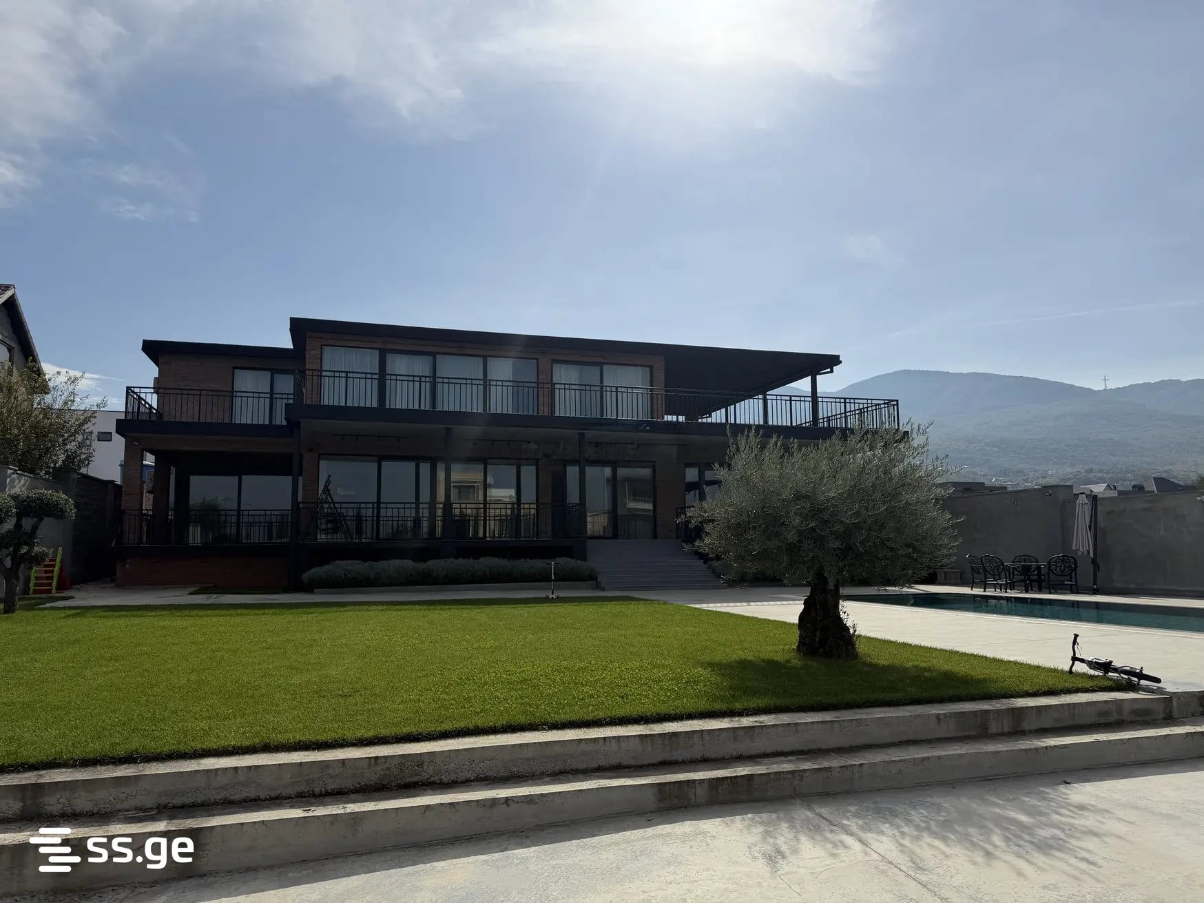 8 Room Private House For Rent. Saguramo view 1