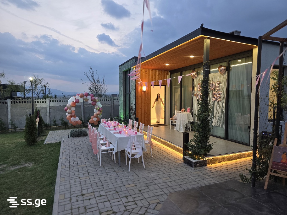 1 Room Private House Daily Rent. Varketili view 2