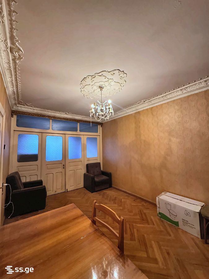 3 Room Flat For Sale view 3