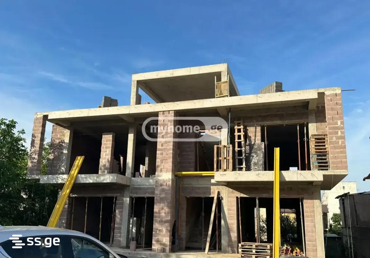 4 Room Private House For Sale view 4