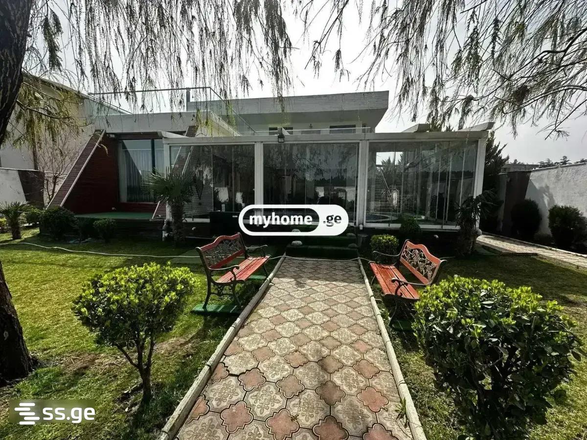8 Room Private House Daily Rent. Ivertubani view 3