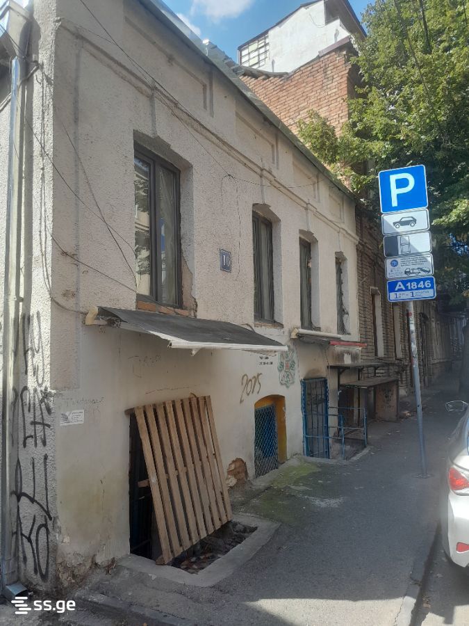 Commercial Space For Sale. Vera view 1