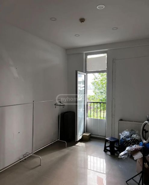 https://static.ss.ge/20261020/18_a54af6bd-7ba0-4d71-84af-f9b0154030be_Thumb.jpg