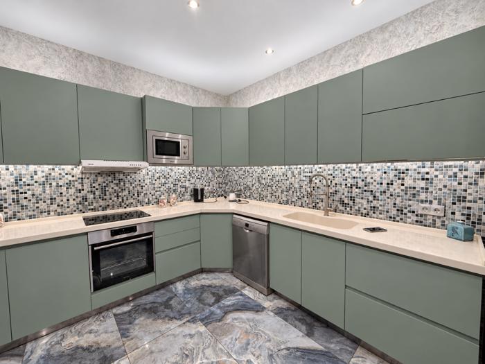 https://static.ss.ge/20261021/8_76e0b65e-e81b-4727-aec2-2f706050d28a_Thumb.jpg