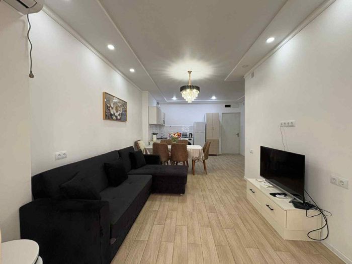 3 room Flat For Rent. Batumi - picture #1