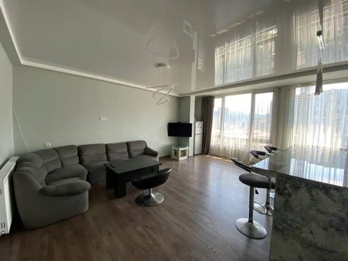 3 room Flat For Rent. Batumi - picture #1