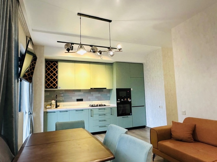 3 room Flat For Rent. Saburtalo  - picture #1