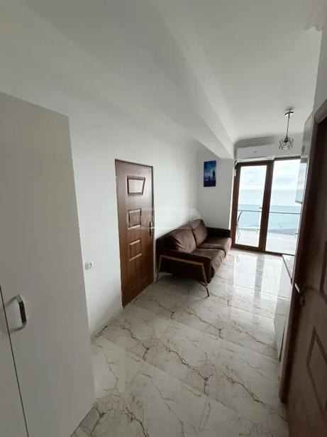 2 room Flat For Rent. Batumi - picture #1