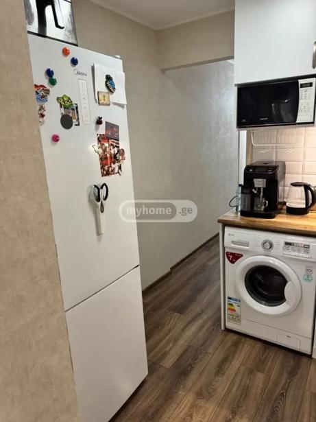 3 room Flat For Sale. Digomi  - picture #1