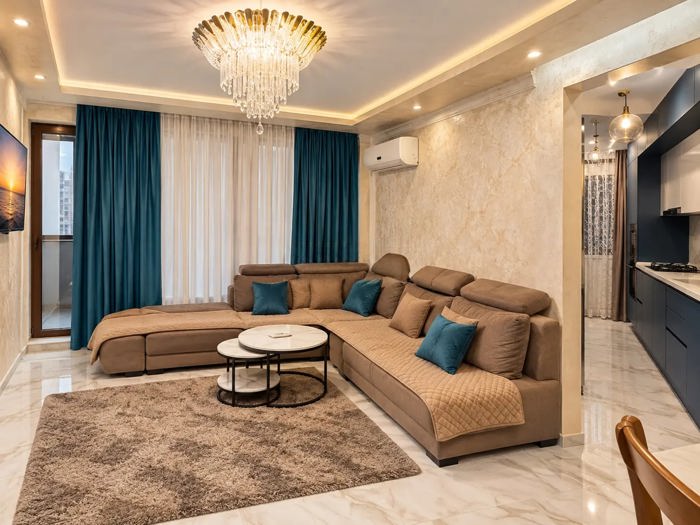 4 room Flat For Rent. Batumi - picture #1