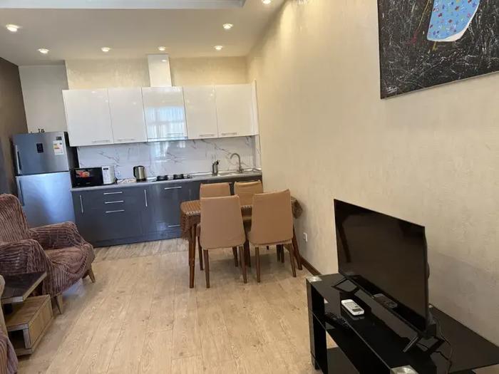 2 room Flat For Rent. Saburtalo  - picture #1